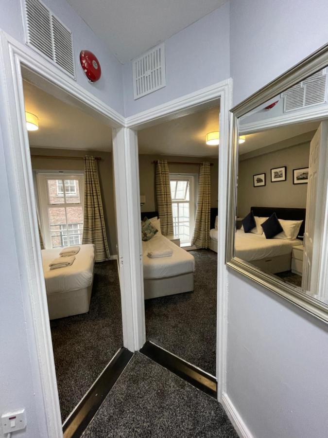 Temple Bar Apartments Дъблин Екстериор снимка