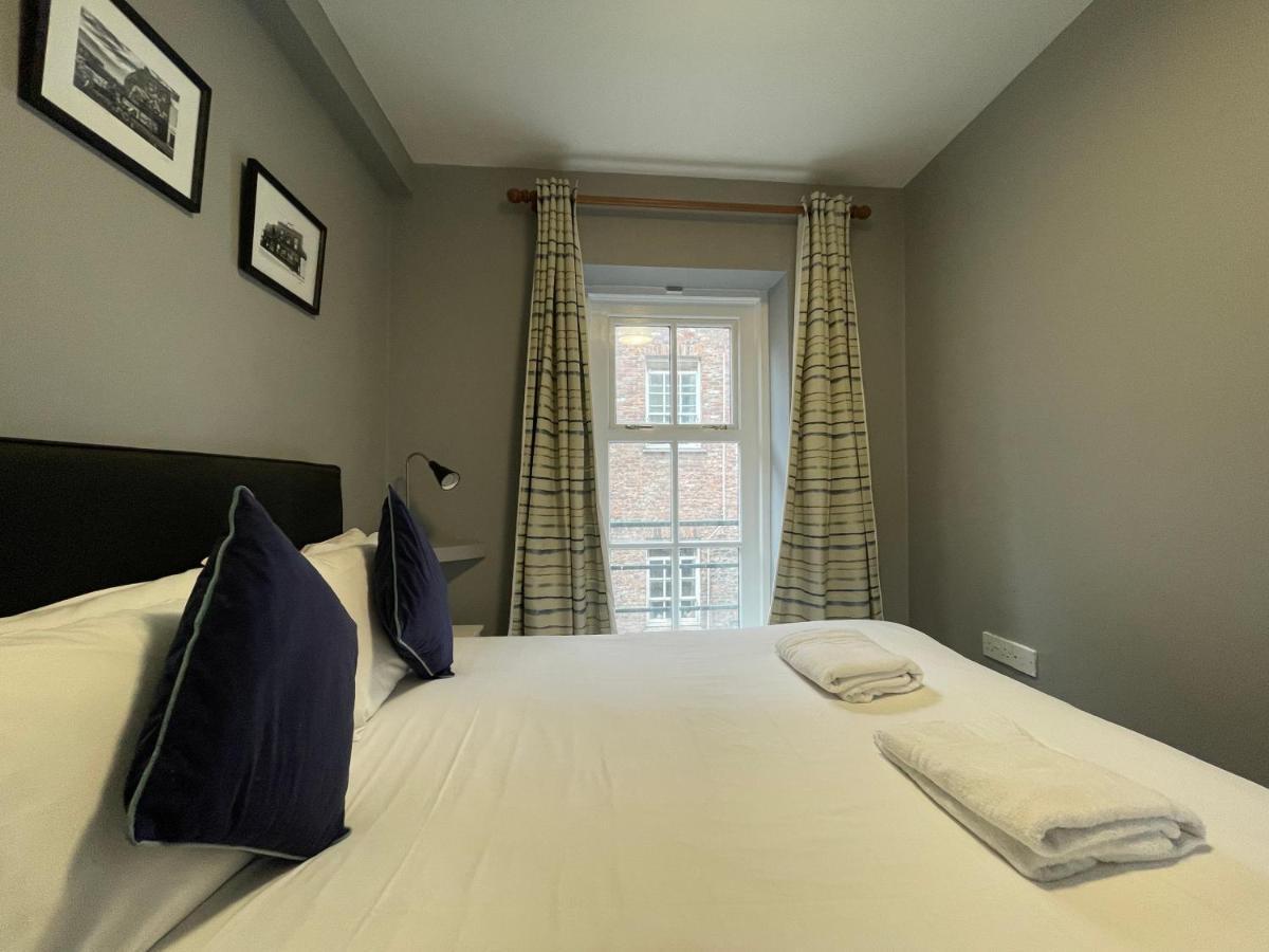 Temple Bar Apartments Дъблин Екстериор снимка